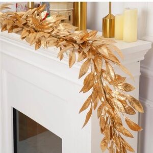 Elegant Gold Laurel Leaf Garland for Holiday Decor Easter Passover Anniversary